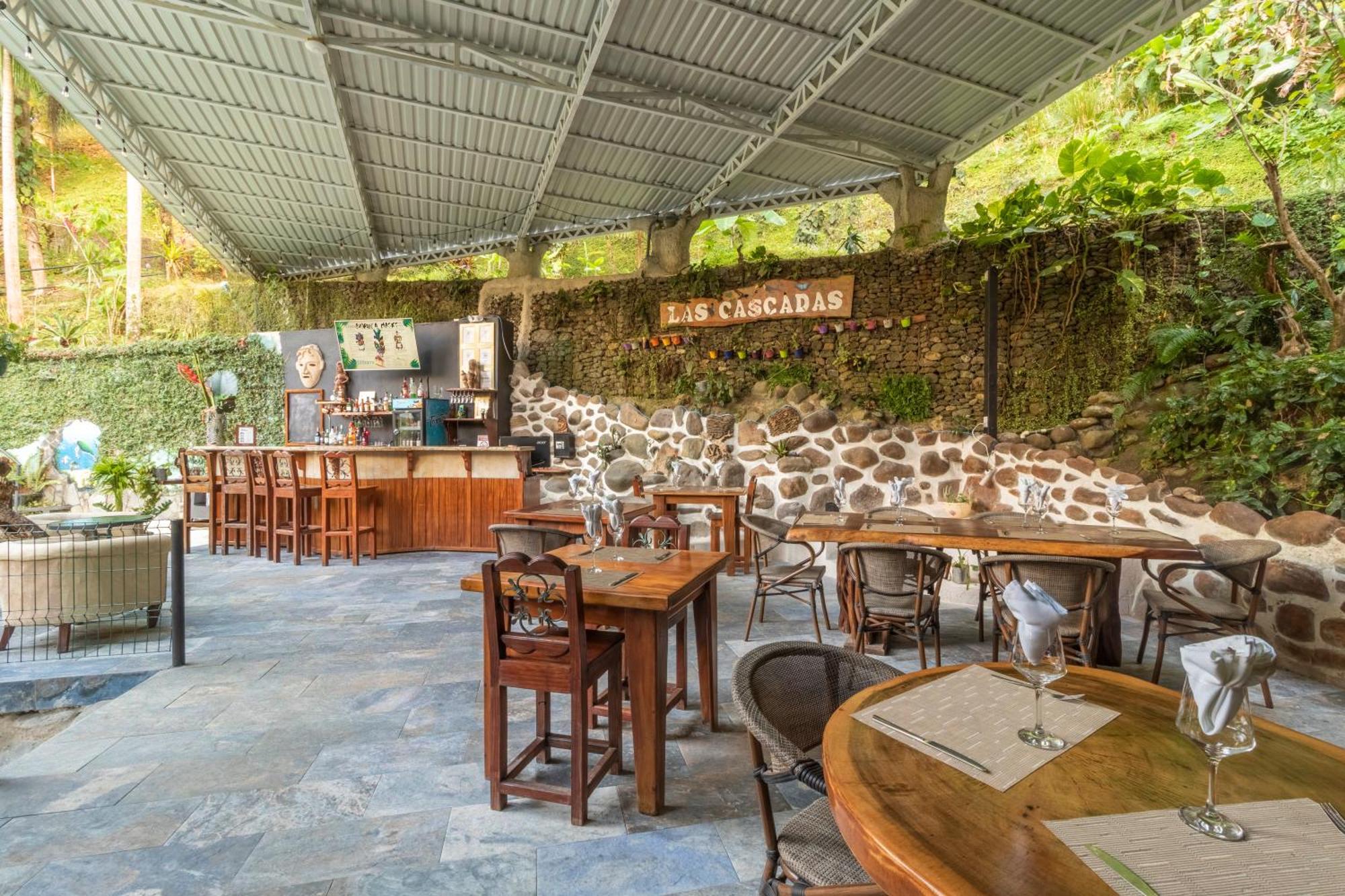 Boutique Hotel Las Cascadas Мануэль-Антонио Экстерьер фото